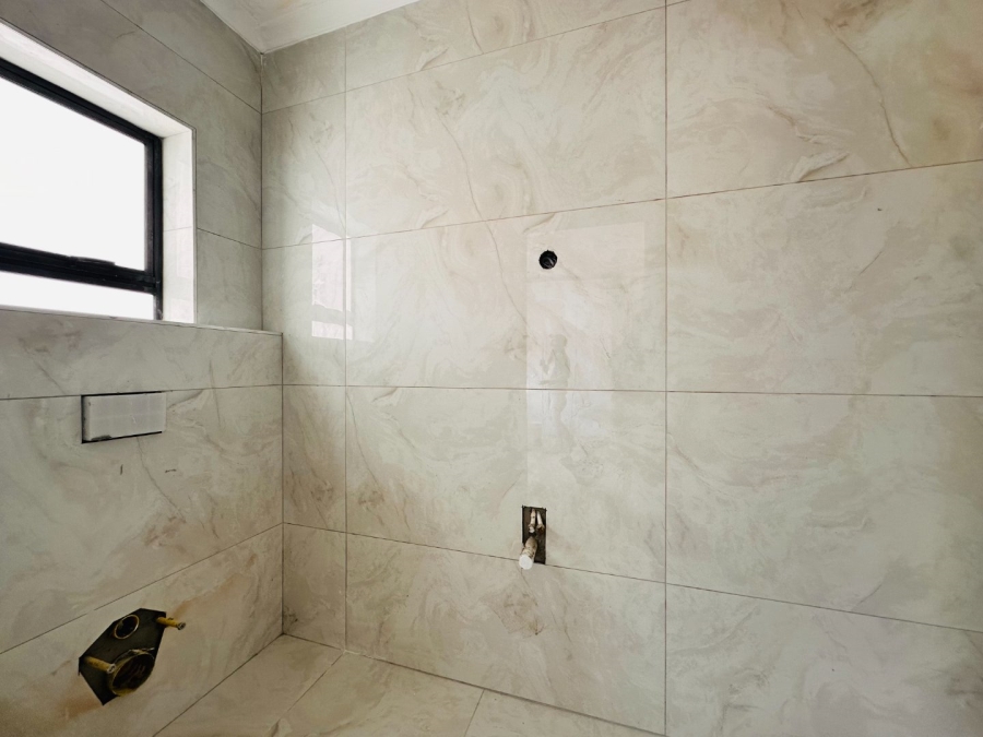 5 Bedroom Property for Sale in Sandown Western Cape